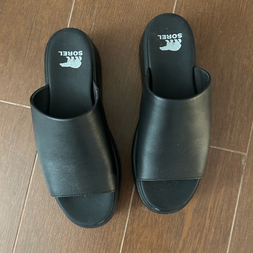 DAYSPRING SLIDE WOMEN'S PLATFORM SANDAL